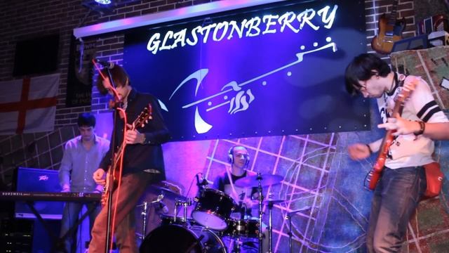 Улица Чехова "Мама Звонила" LIVE Glastonberry pub смотреть онлайн