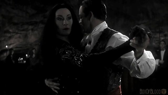 Gomez & Morticia Addams | Dance Macabre смотреть онлайн