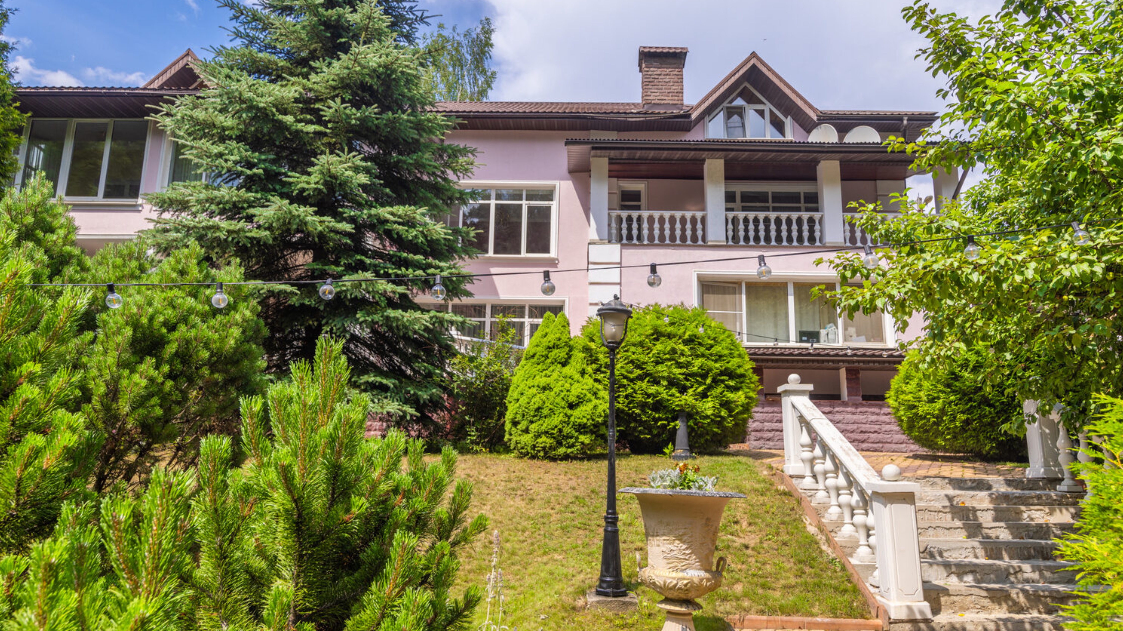 HUSE Таганьково