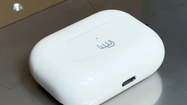 Гравировка AirPods