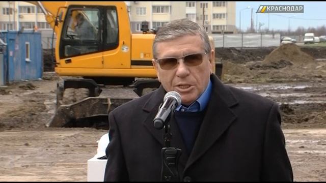 В поселке Березовый состоялась церемония закладки первого камня на месте строительства новой школы