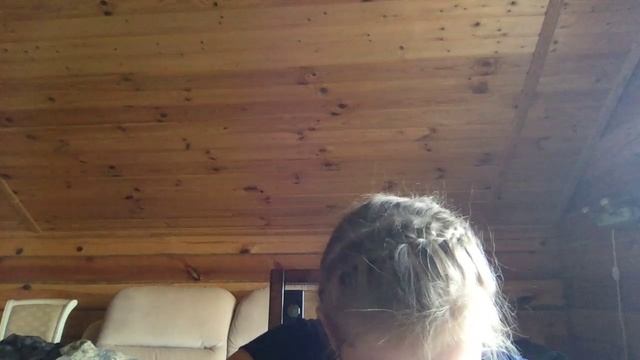Даша Белова читает басню Крылова "Мартышка и очки" смотреть онлайн