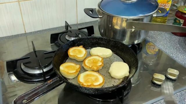 •Готовим оладушки с бабушкой смотреть онлайн