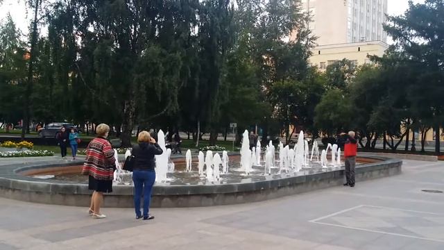 Фонтан на ул. Решетникова смотреть онлайн