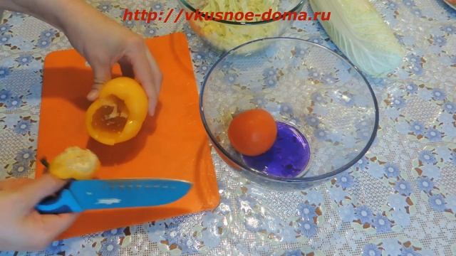 Очень вкусный, легкий салат из пекинской капусты с креветками под майонезной заправкой смотреть онлайн