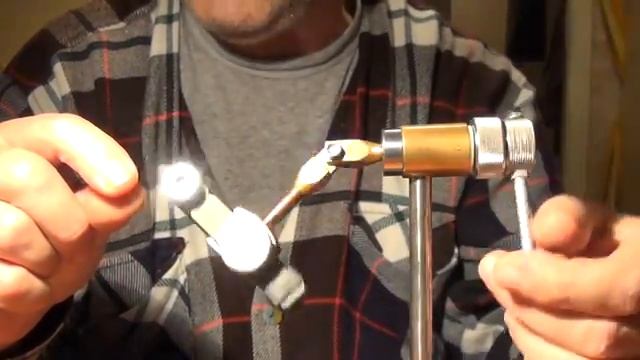 ВЫБОР И РЕМОНТ ТИСКОВ SVA смотреть онлайн