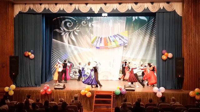 "Венский Вальс" воспитанники образцового коллектива студия спортивного бального танца "Фьюжн" смотреть онлайн