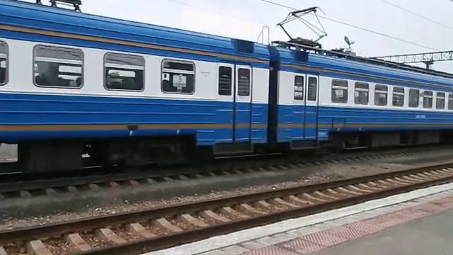 Электропоезд ЭД4М-0275 смотреть онлайн