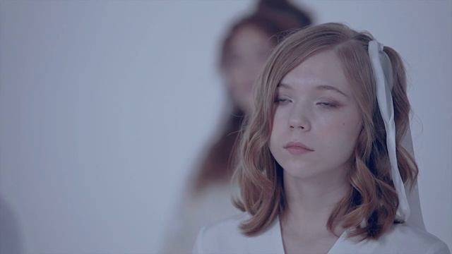 Аллея ангелов уходит в небо смотреть онлайн