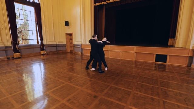 Advanced Waltz Demonstration | Ballroom Mastery TV смотреть онлайн