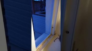 Замена глухого стеклопакета на поворотно-откидную створку.