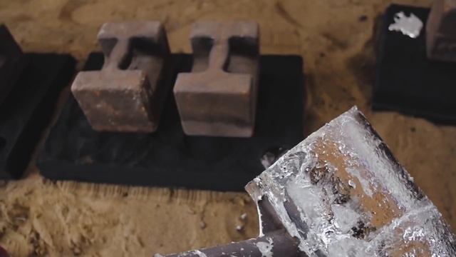 Процесс изготовления металлических табличек смотреть онлайн