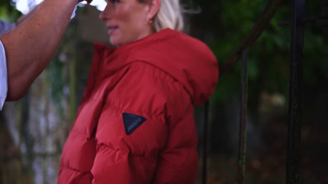 Zara Tindall for Musto Autumn Winter 2022 смотреть онлайн