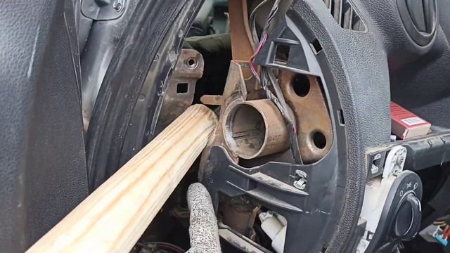 Лада Гранта,замена радиатора печки, без снятия панели. смотреть онлайн