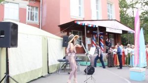 Песня Кристины Орбакайте «Май,Май,Май». Другой исполнитель