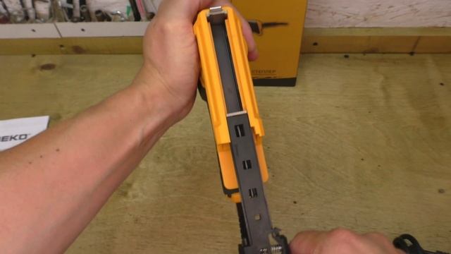 Электрический степлер DEKO DKES02 065-0499