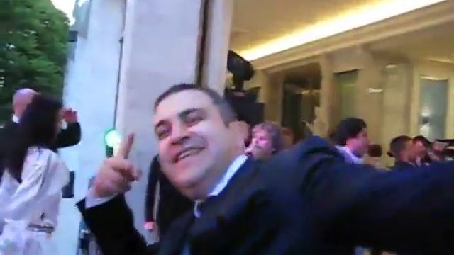 Дмитрий Анатольевич Медведев танцует смотреть онлайн