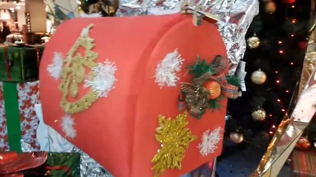 ПРЕДПРАЗДНИЧНОЕ НАСТРОЕНИЕ В ТОРГОВОМ ЦЕНТРЕ !!! смотреть онлайн