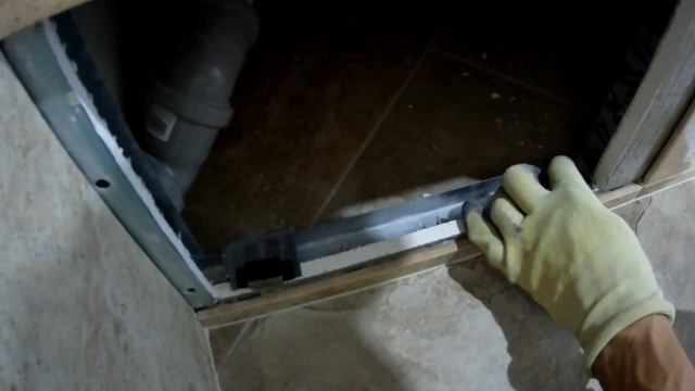 Люк - невидимка под плитку за 5$ | ЛАЙФКАХ смотреть онлайн