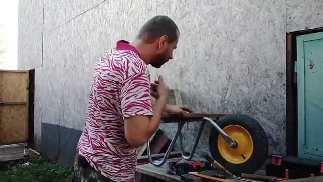 Не покупайте садовые тачки или готовьтесь к худшему тачка за 1400 смотреть онлайн