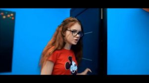 клип funny friends [девочька с картинки]