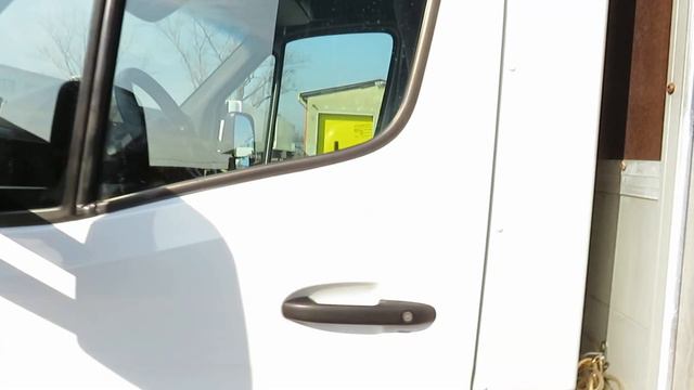 MERCEDES BENZ SPRINTER 319, EURO 6, 3,0 D, 190 PS, Webasto, Manuál смотреть онлайн