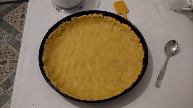 Песочный пирог с творогом и брусникой смотреть онлайн