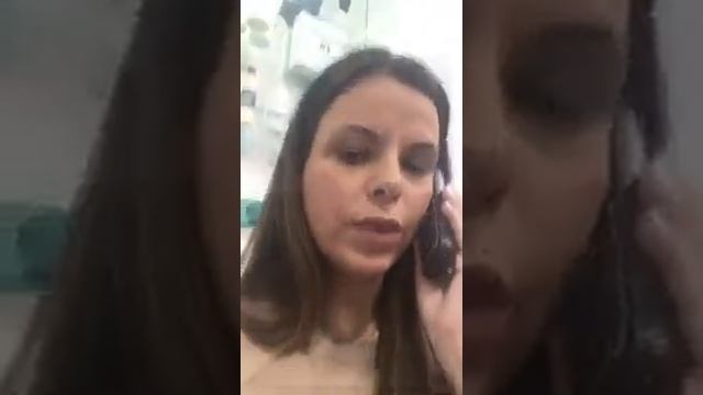 Общение с гостями в салоне Leona смотреть онлайн