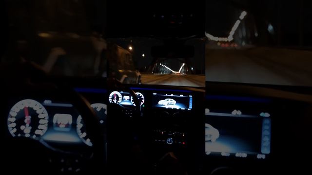 Почувствуйте атмосферу ночного города за рулём Mercedes-Benz E-Class? #car #night #mercedes #like смотреть онлайн