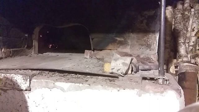 Русская печь. Сжигание свежих зелёных кустов. смотреть онлайн