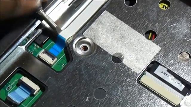 Dell Inspiron 15R , M5010 NoteBook Disassembly Guide,Part 1 смотреть онлайн