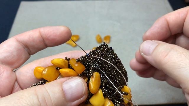 ЯНТАРЬ: колье и жгут с кулоном. Бусы из ЯШМЫ. Переделка украшений для Ирины из Люберец. Часть 3. смотреть онлайн