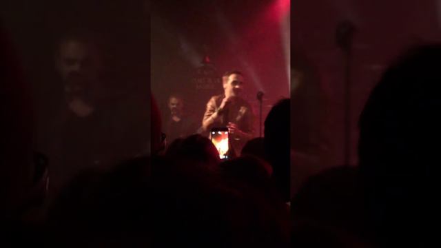Lonely boy смотреть онлайн