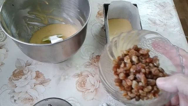Апельсиновый кекс с шоколадом и изюмом смотреть онлайн