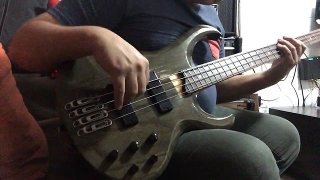 Ibanez BTB 1992 hecho en Japón смотреть онлайн