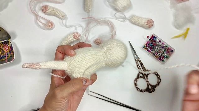 Sleeping kitten pattern. Assembly toy. смотреть онлайн