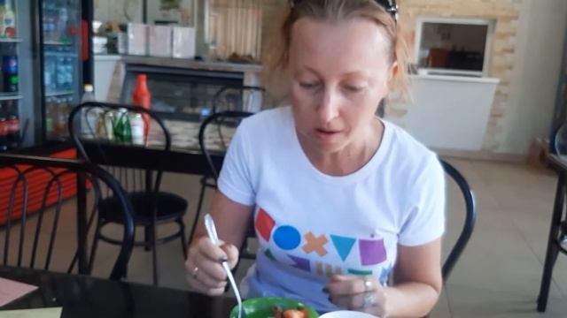 Стрела Морфея: завтракаем в кафе. Что за салат? смотреть онлайн