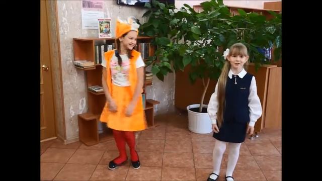 Малкова Катя, Мурга Милена читают басню И. Крылова "Ворона и Лисица" смотреть онлайн