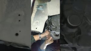 Меняем масло в коробке передач Ниссан примера