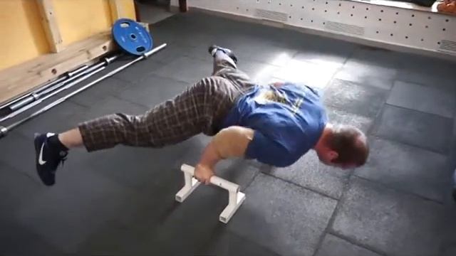 Отжимание без ног. Фитнес центр ПРАЙД смотреть онлайн