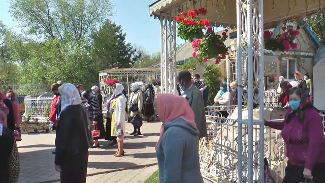 О расслабленном Исцеление прощением грехов смотреть онлайн
