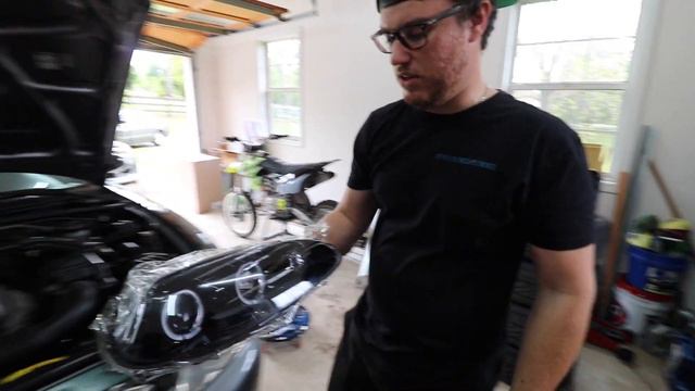 Rebuilding a WRECKED NB Miata in 10 minutes смотреть онлайн