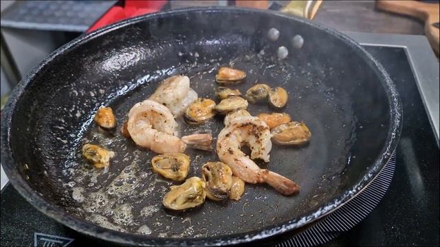 Слоёный салат / салат мильфёй / быстрый салат / мега вкусный смотреть онлайн