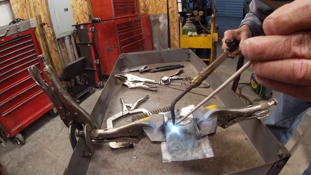 Brazing & Welding with Oxy Acetylene Torch | Tutorial & How-To смотреть онлайн