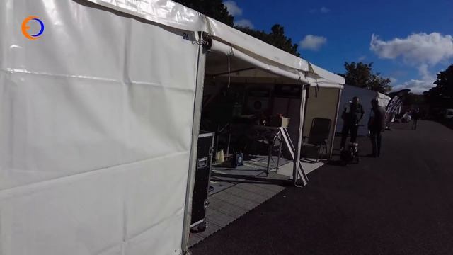 Isle of Man virgins vs TT mountain course. Dave and his newcomers take on the Manx GP Road Races смотреть онлайн