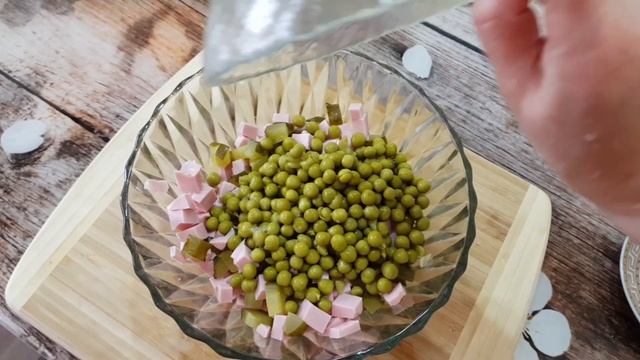 Где моя большая ложка? Оливье мне дай немножко! Салат по традиционному рецепту. смотреть онлайн