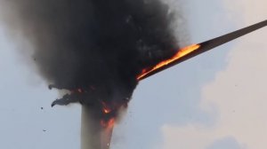 Горит ветровая электростанция