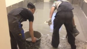 Выравнивание  полов самовыравнивающейся  смесью