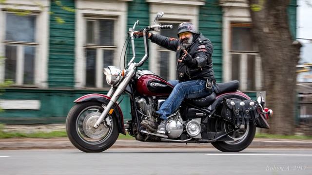 гости за май Байкер хаус олень смотреть онлайн