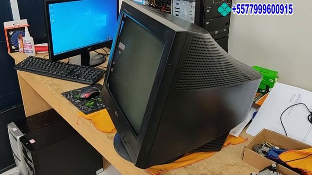 Monitor Antigo CRT em Pc novo, Como será que Ficou esse Monitor de TUBO? A imagem será que é BOA? смотреть онлайн